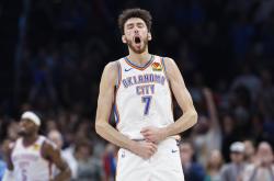 爱游戏下载-突如其来！球队主力受伤，备战受影响