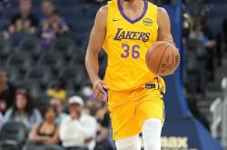 爱游戏在线-西部决赛明日开战，湖人队将迎来擂台