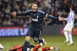 爱游戏体育官网-当永恒之城遇见南美风暴，卡马文加如何让智利防线陷入无解困局