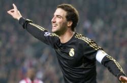 AYX体育赛事-舞台越大越强，米切尔在F1年度争冠之夜的终极绽放