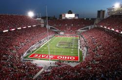 爱游戏下载-舞台越大越强，当深圳队遇见湖人，文班亚马的跨维度试炼