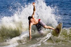 爱游戏体育官网-从圣保罗到圣西罗，巴斯托尼的致命一击如何让那不勒斯轻取郁金香军团