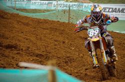 爱游戏APP-赛道上的心跳瞬间，迈凯伦险胜梅赛德斯，周冠宇刷新纪录