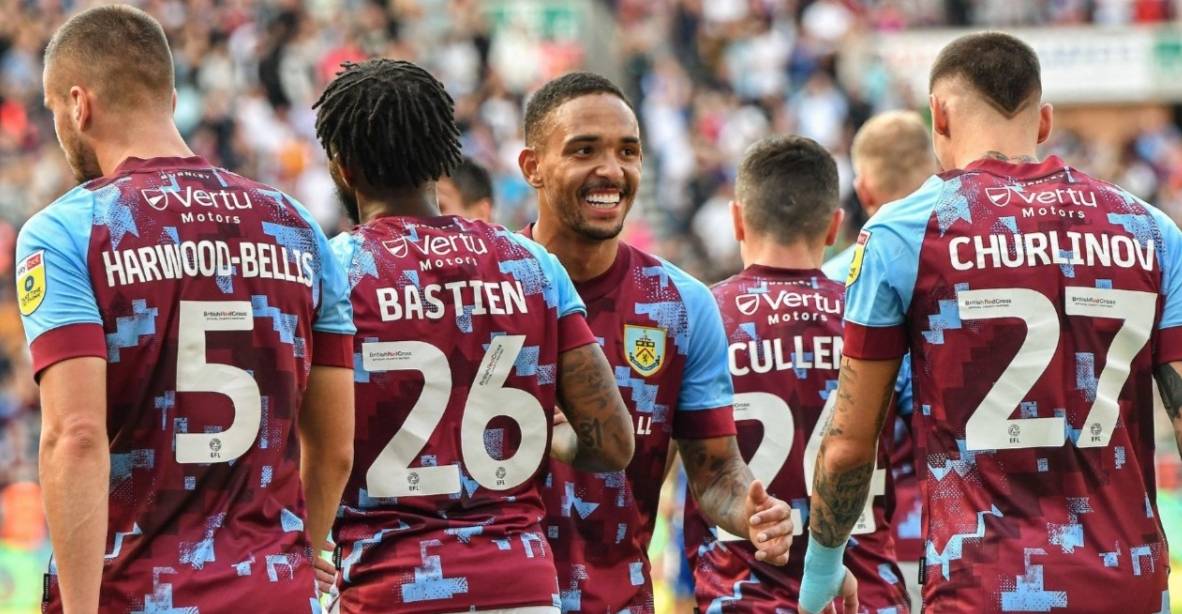 诺维奇城主场击败伯恩利,继续保持升级势头的简单介绍 诺维奇城主场击败伯恩利,继续保持升级势头的简单介绍