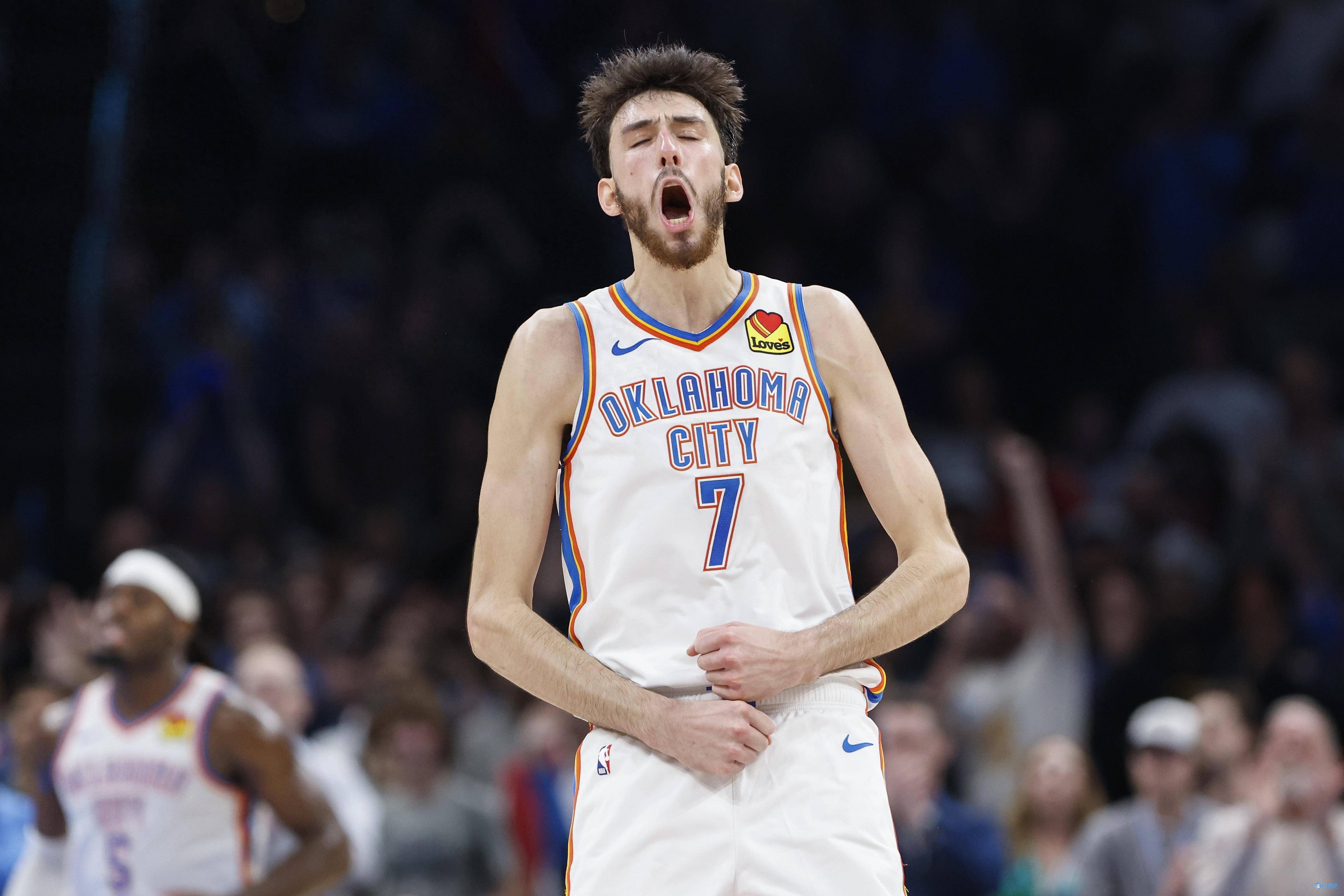 突如其来!球队主力受伤,备战受影响 突如其来!球队主力受伤,备战受影响