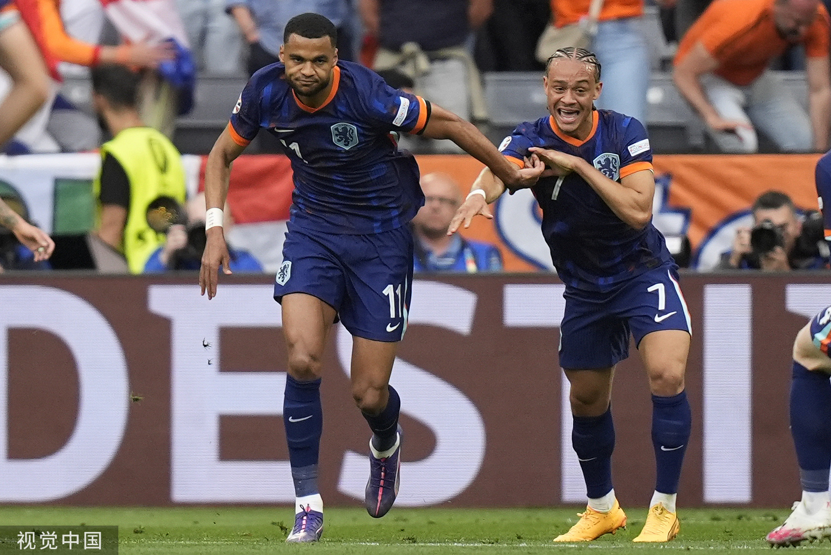 德国队在与罗马尼亚的比赛中获胜 德国队在与罗马尼亚的比赛中获胜