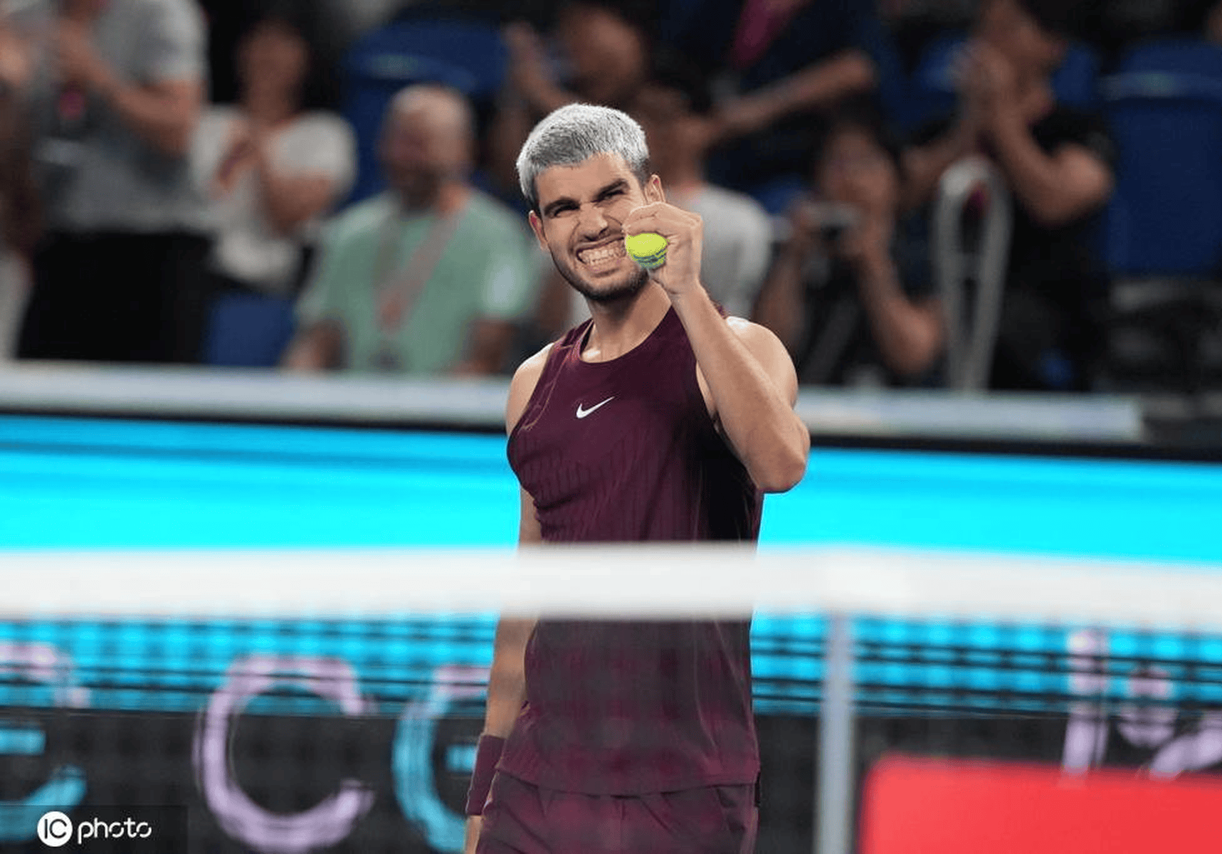 包含澳网轻取蒙特卡洛大师赛，鲁德刷新纪录的词条