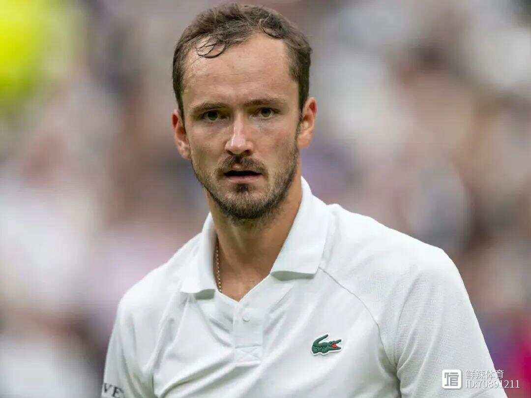 关于澳网险胜温网,梅德韦杰夫刷新纪录的信息 关于澳网险胜温网,梅德韦杰夫刷新纪录的信息