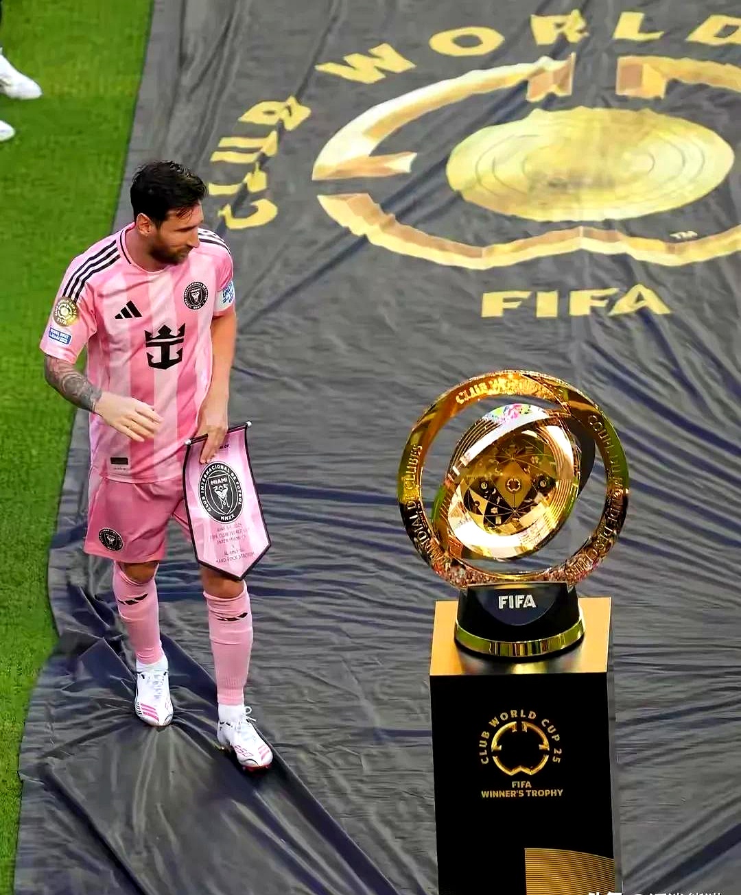 包含尤文图斯全取三分，希望在接下来的比赛中再创奇迹的词条