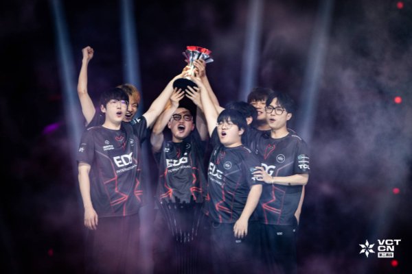 包含LGD强势EDG，Ruler一己之力扛起全队的词条