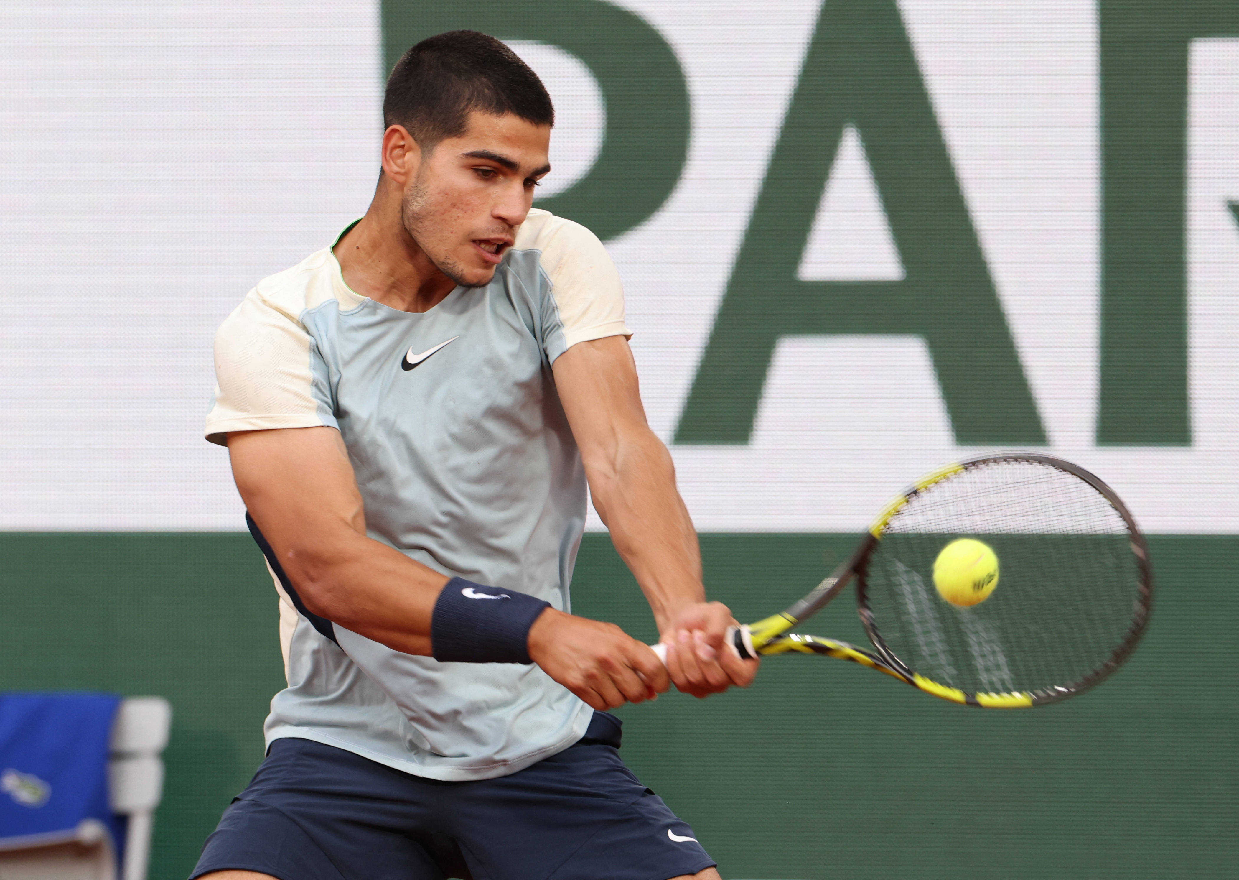 包含世界网球队强势日本网球队，阿尔卡拉斯高光表现的词条