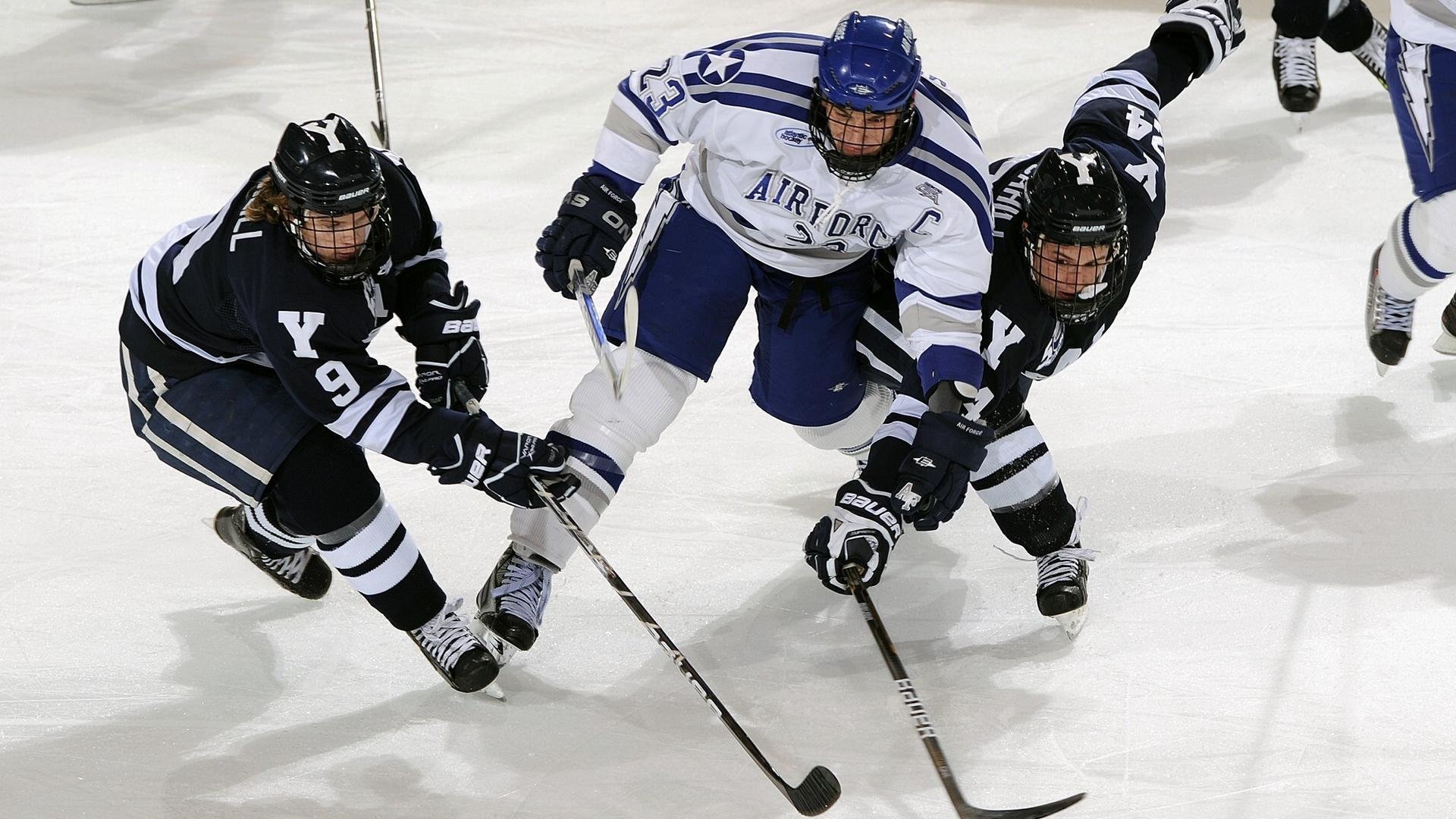 灰熊强行终结广厦队，美加墨世界杯焦点战的战术启示